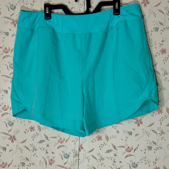 Tek Gear Women's Turquoise Athletic Shorts - Picture 1 of 3